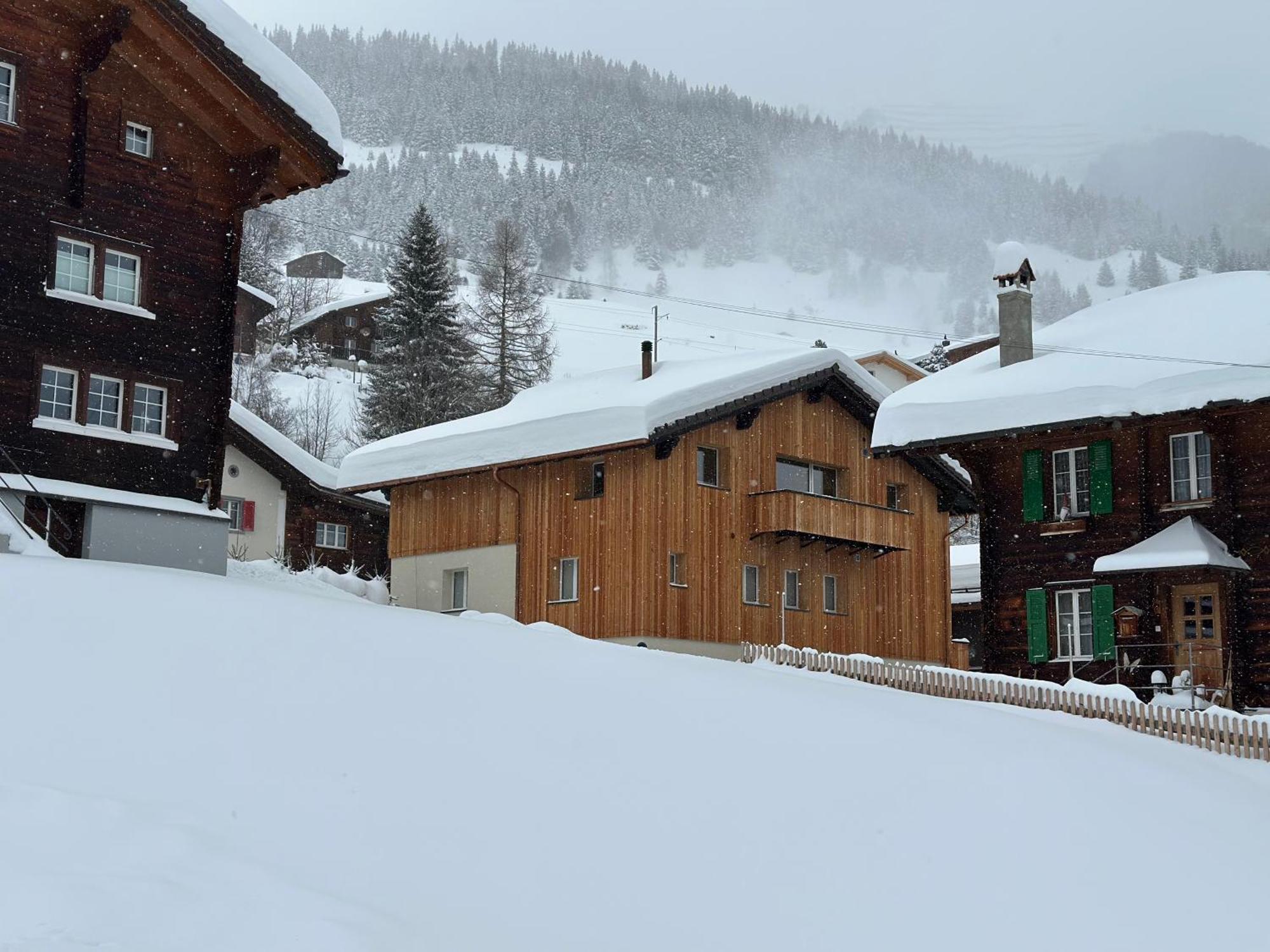 Yeti Lodge Sedrun Exteriér fotografie